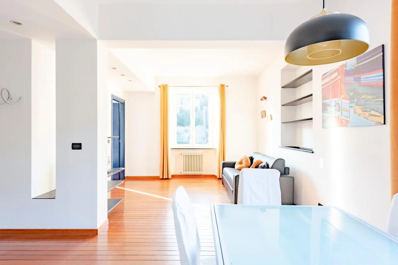 Joivy Modern Flat Next To The Sea Apartment Genoa 0*,